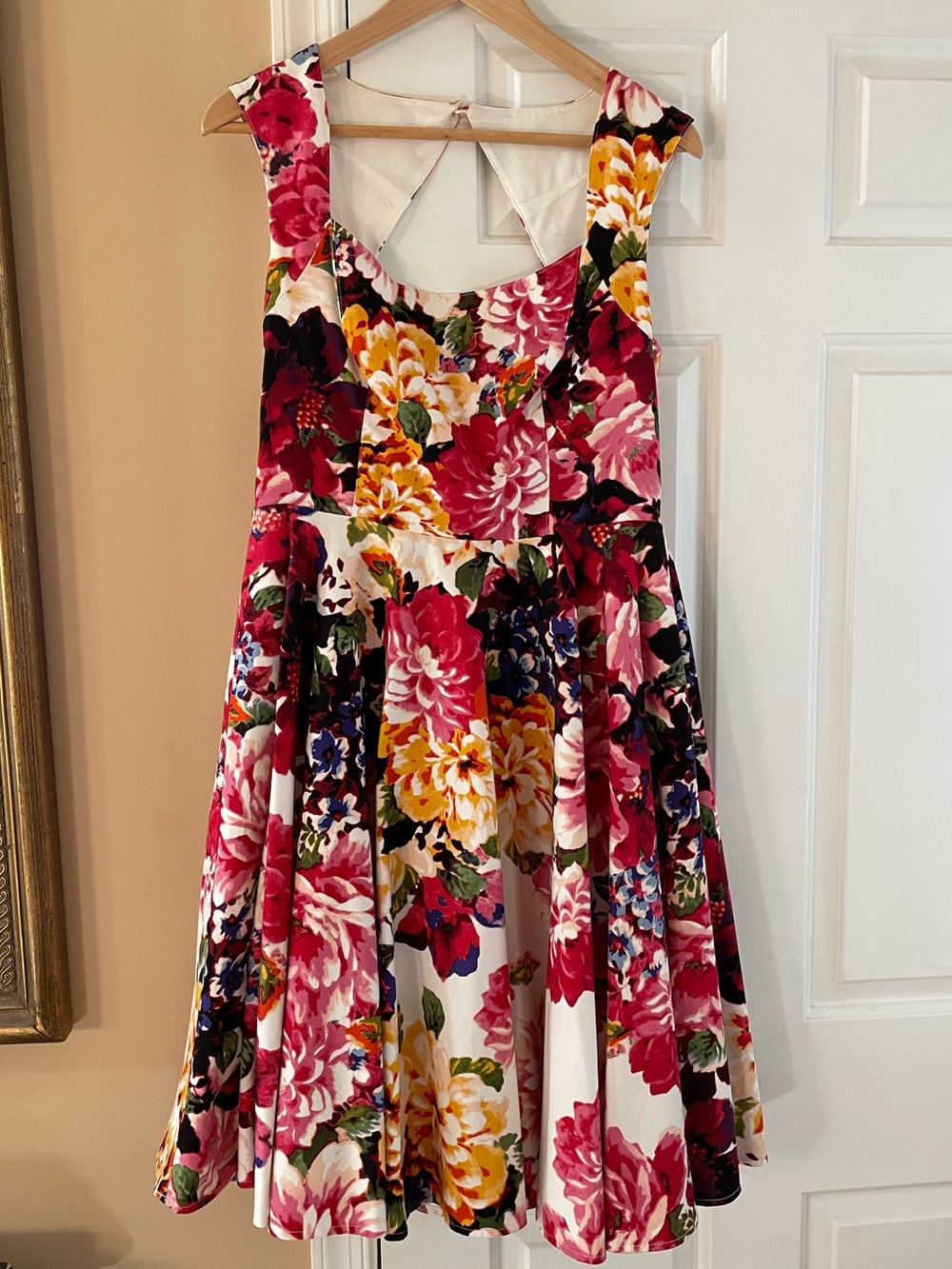 Maggie London Multicolor Floral Fit & Flare Dress Size 8